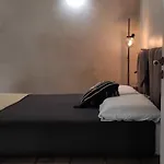 Clockwise Earthy Vibe House In Apano Chora